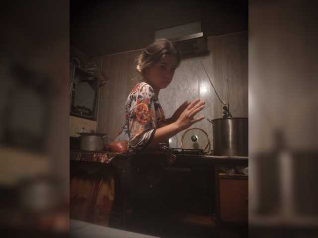 Mamamsi4 live cam on BongaCams