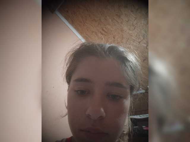 Mamamsi4 live cam on BongaCams