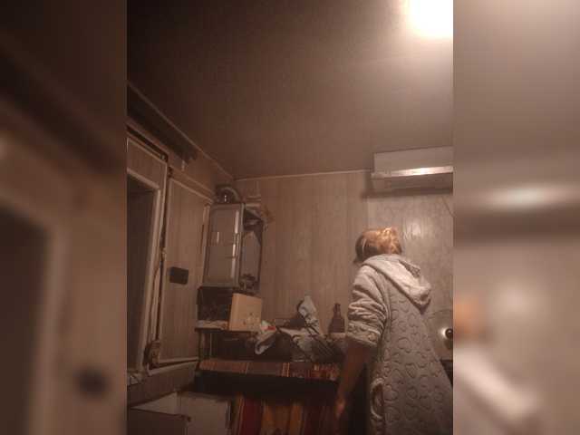 Mamamsi4 live cam on BongaCams