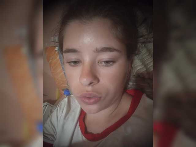 Mamamsi4 live cam on BongaCams