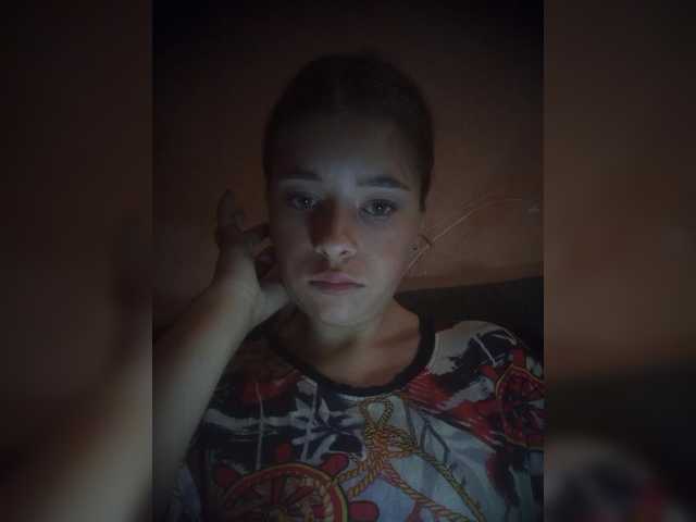 Mamamsi4 live cam on BongaCams
