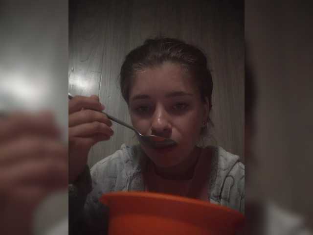 Mamamsi4 live cam on BongaCams