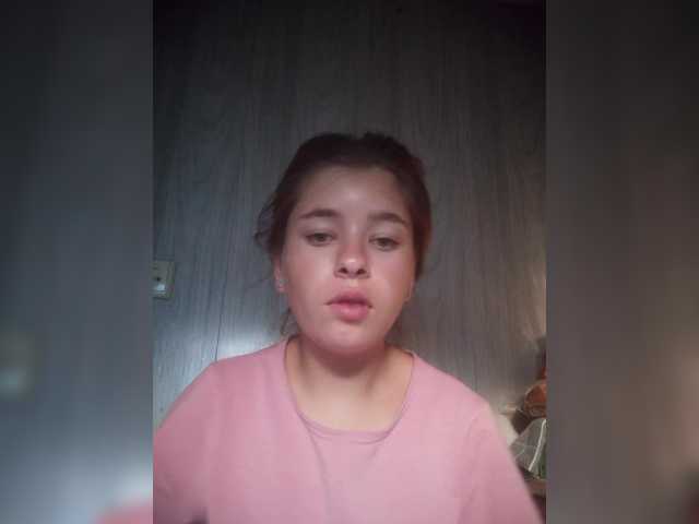 Mamamsi4 live cam on BongaCams