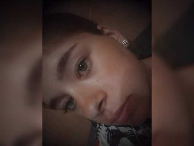 Mamamsi4 live webcam show