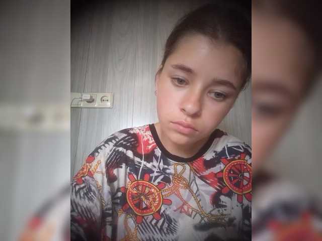 Mamamsi4 live webcam show