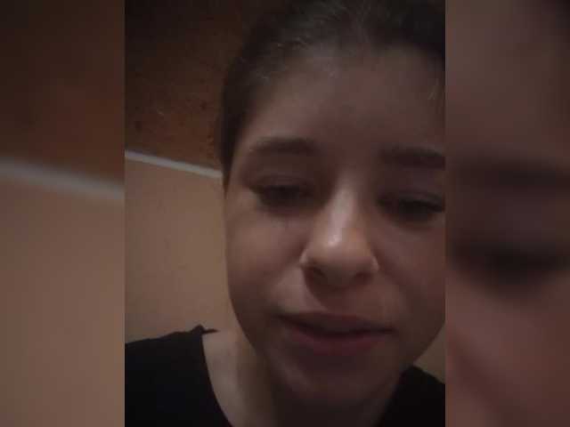 Mamamsi4 live cam on BongaCams
