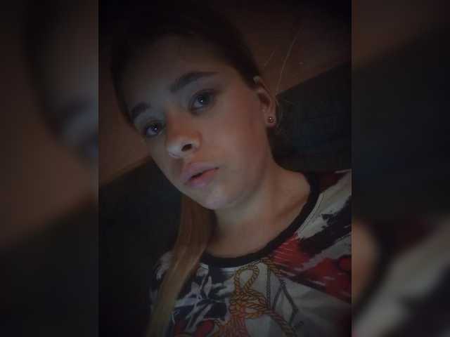 Mamamsi4 live cam on BongaCams