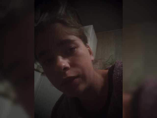 Mamamsi4 live cam on BongaCams