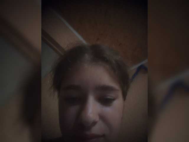 Mamamsi4 live cam on BongaCams