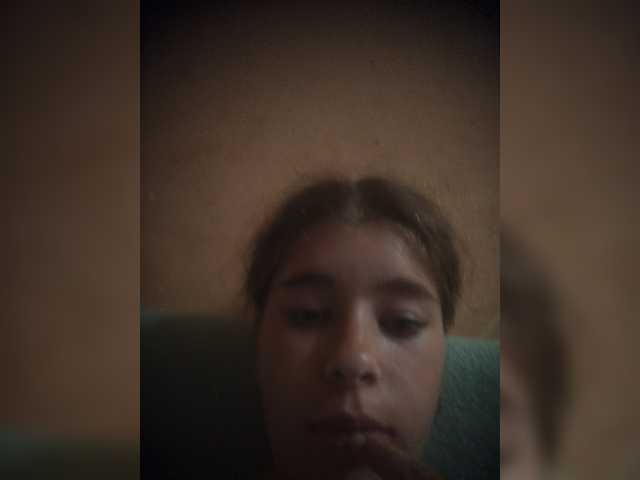 Mamamsi4 live cam on BongaCams