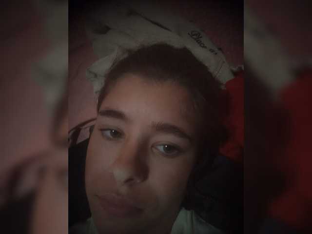 Mamamsi4 live cam on BongaCams