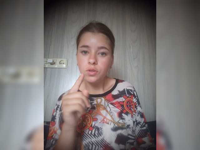 Mamamsi4 live webcam show