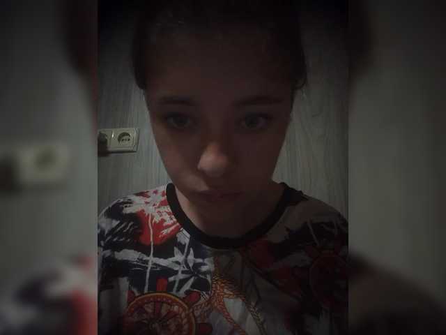 Mamamsi4 live cam on BongaCams