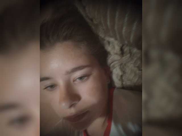 Mamamsi4 live cam on BongaCams