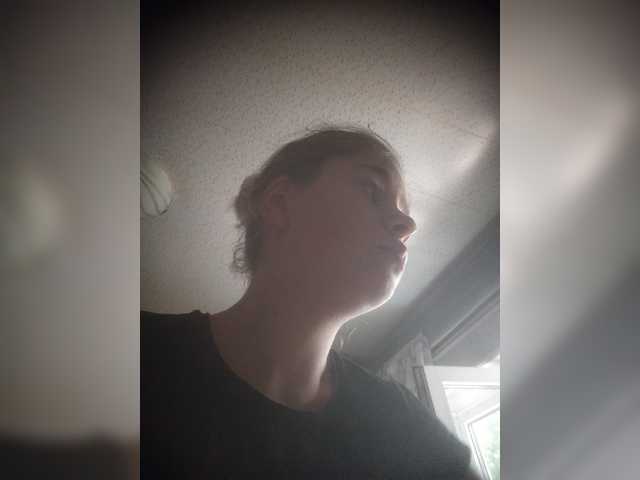 Mamamsi4 live cam on BongaCams