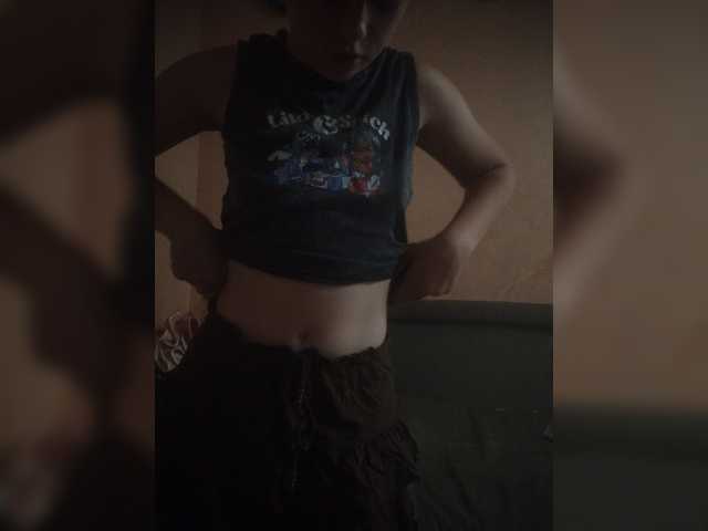 Mamamsi4 live cam on BongaCams