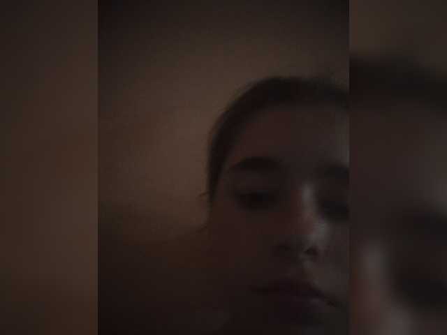 Mamamsi4 live cam on BongaCams