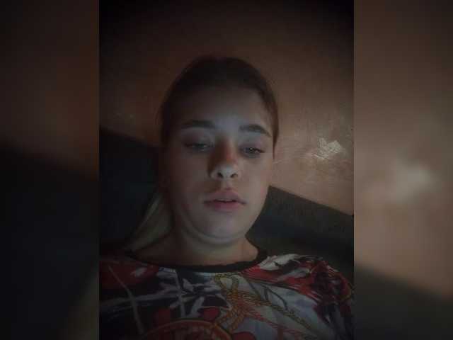 Mamamsi4 live webcam show