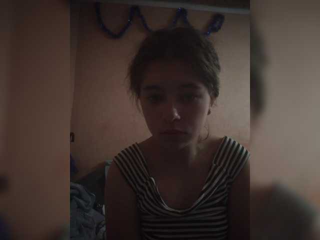Mamamsi4 live cam on BongaCams
