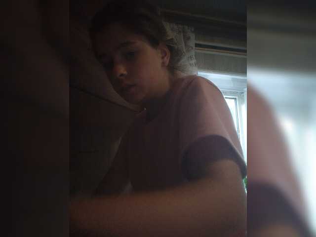 Mamamsi4 live cam on BongaCams