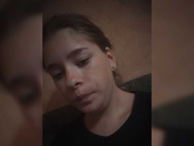 Mamamsi4 live cam on BongaCams