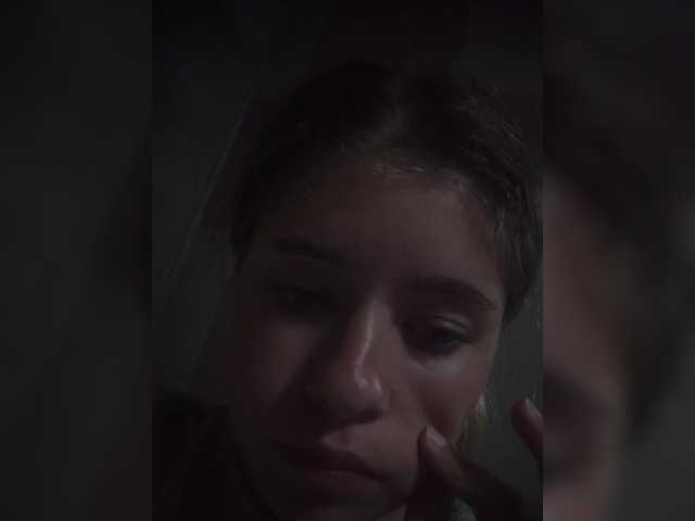 Mamamsi4 live cam on BongaCams