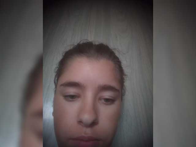 Mamamsi4 live cam on BongaCams
