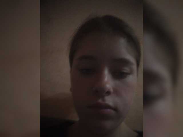 Mamamsi4 live cam on BongaCams