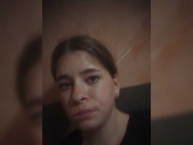 Mamamsi4 live cam on BongaCams