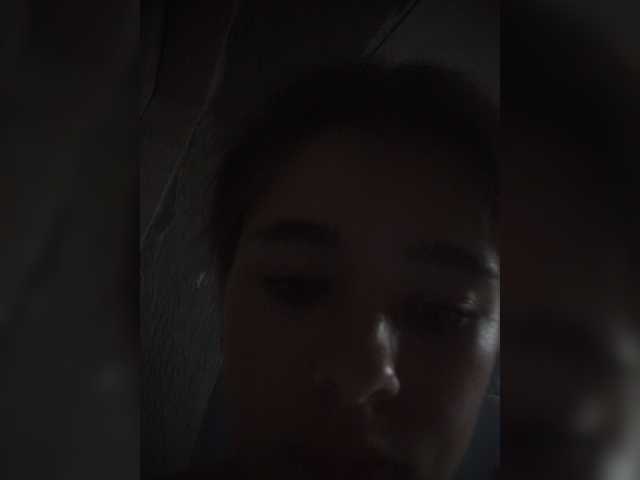 Mamamsi4 live cam on BongaCams