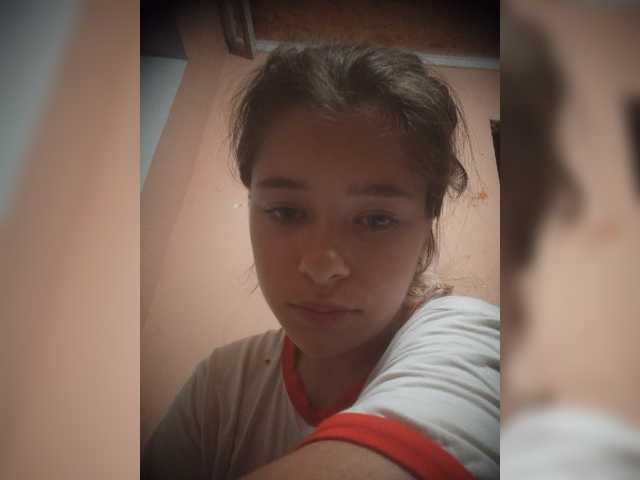Mamamsi4 live cam on BongaCams