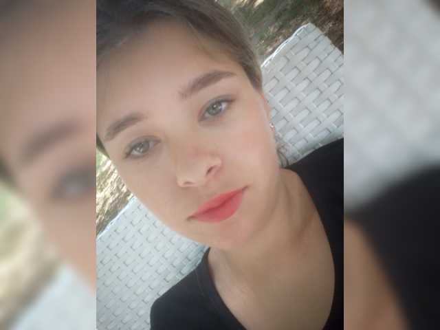 Mamamsi4 live webcam show