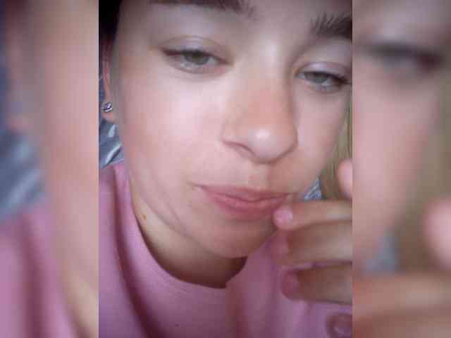 Mamamsi5 webcam