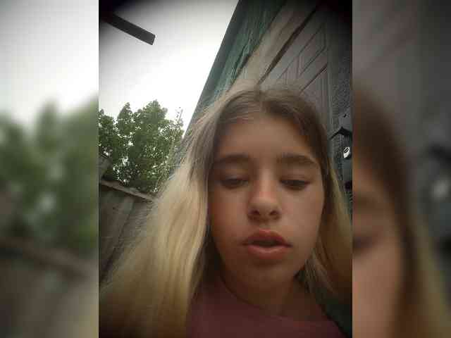 Mamamsi5 webcam