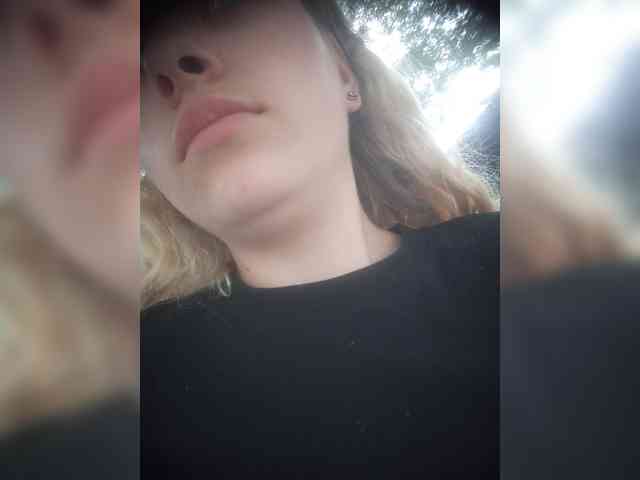 Mamamsi5 webcam