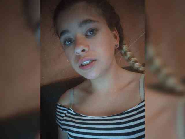 Mamamsi5 webcam