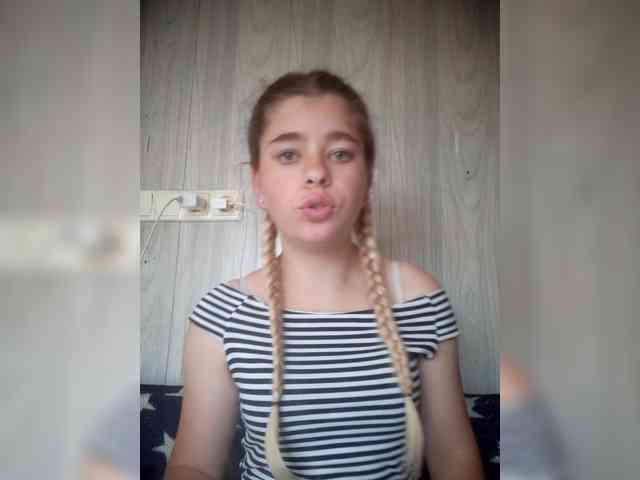 Mamamsi4 Sex Cam Show