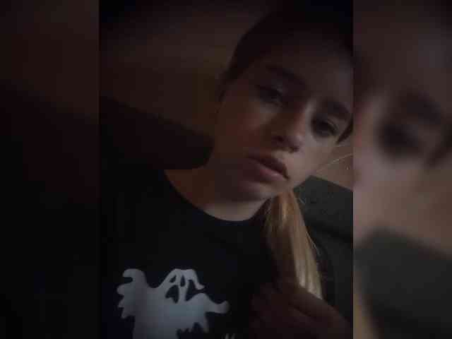 Mamamsi5 webcam