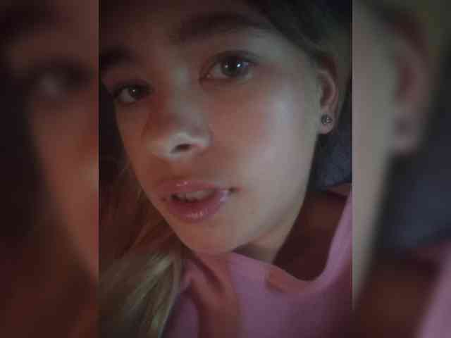 Mamamsi5 webcam