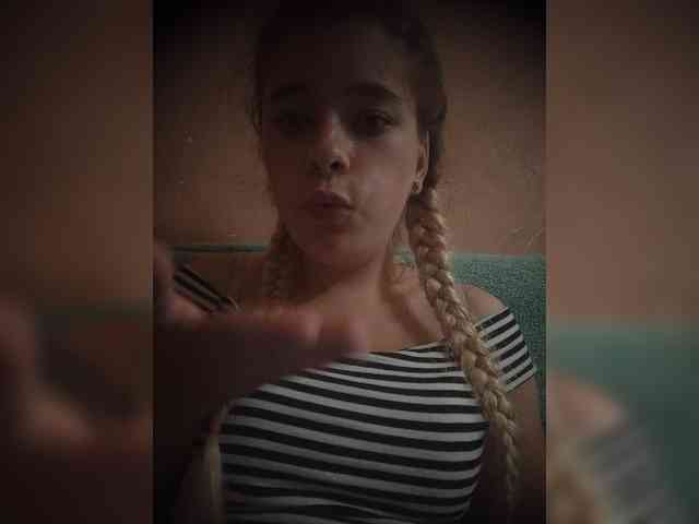 Mamamsi5 webcam