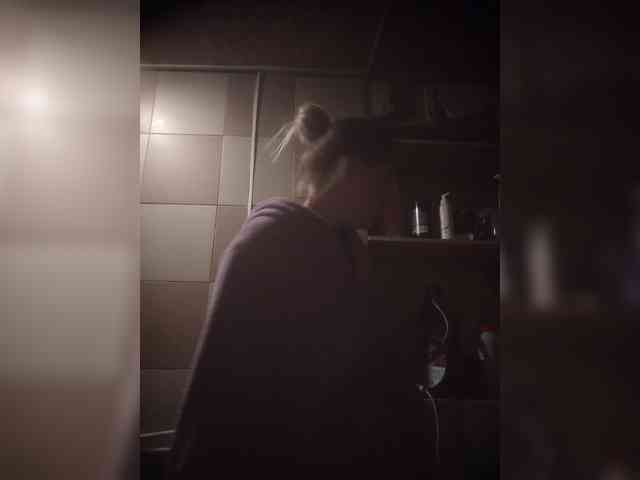 Mamamsi5 webcam