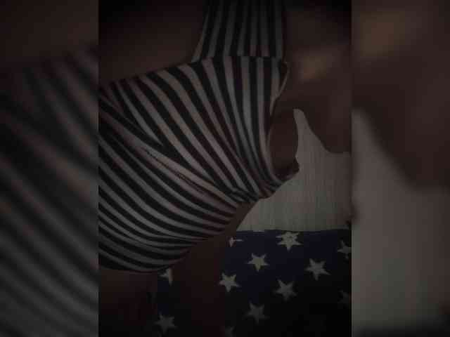 Mamamsi5 webcam