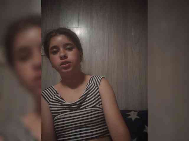 Mamamsi5 webcam