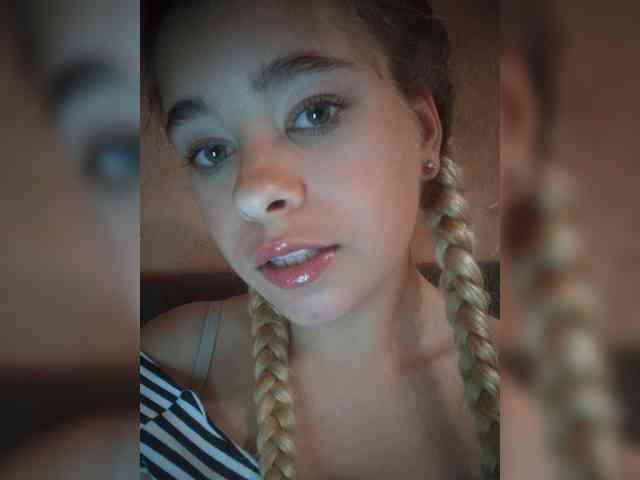 Mamamsi4 Sex Cam Show