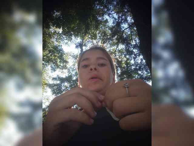 Mamamsi5 webcam