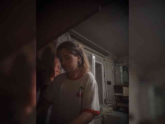 Mamamsi5 webcam