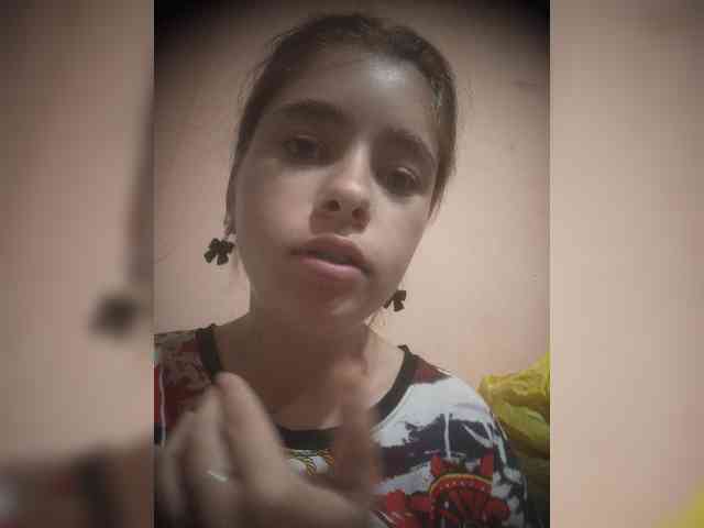 Mamamsi5 webcam