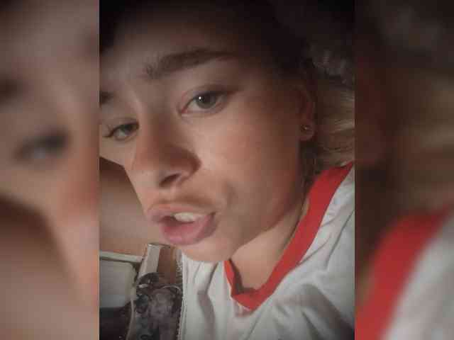 Mamamsi5 webcam