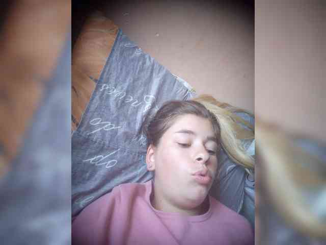 Mamamsi5 webcam