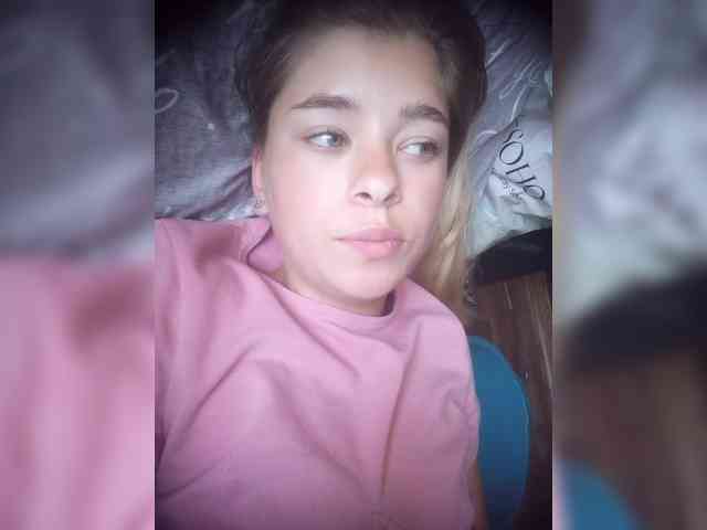 Mamamsi5 webcam